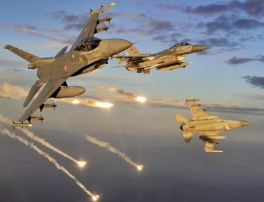 41 παραβιάσεις από τουρκικά μαχητικά και μία αερομαχία σήμερα στο Αιγαίο